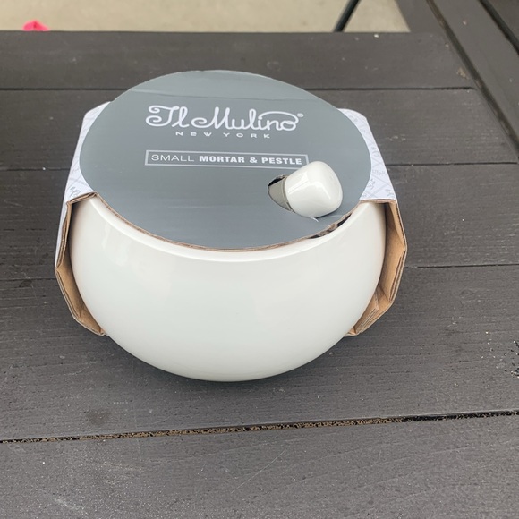 NIB Il Mulino Small Mortar and Pestle - Picture 2 of 3